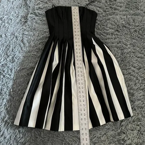 BCBGMaxazria Black White Striped Formal Fit Flare Dress Women's 0